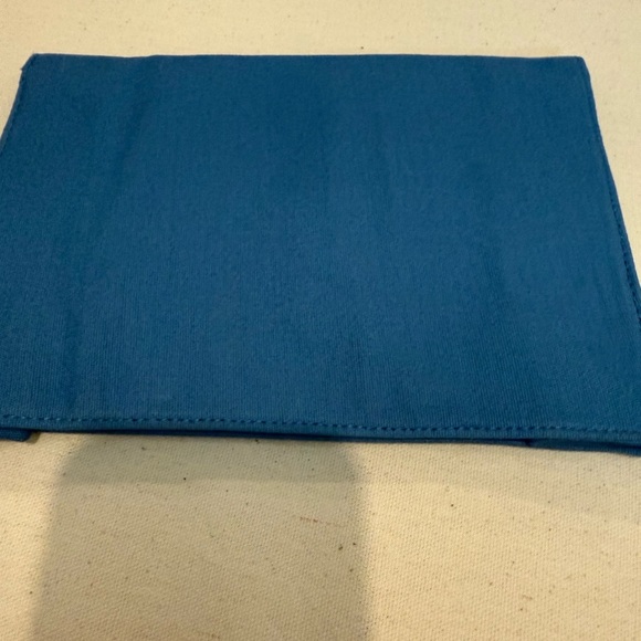 Gucci Sky Blue Beauty Pouch - Picture 3 of 6